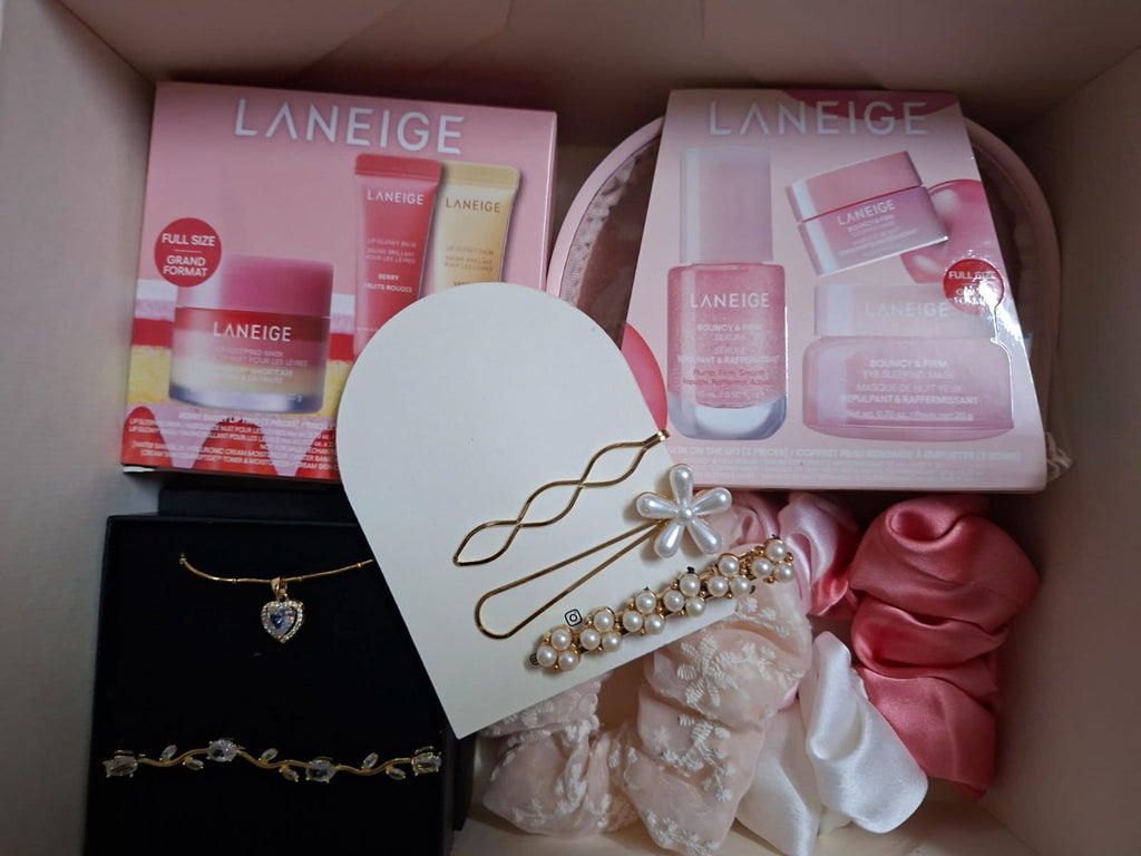Blush Pearl Luxury Hamper 🎀