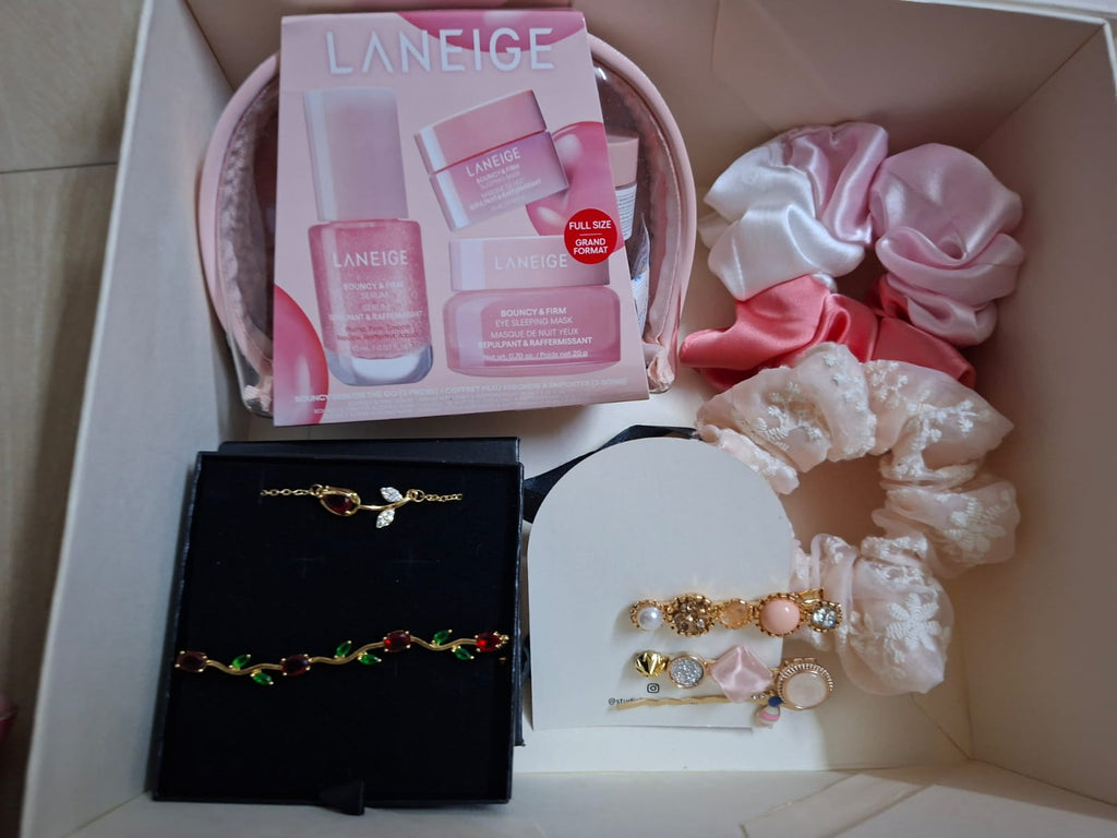 Rosé Bloom Luxury Hamper 🌸