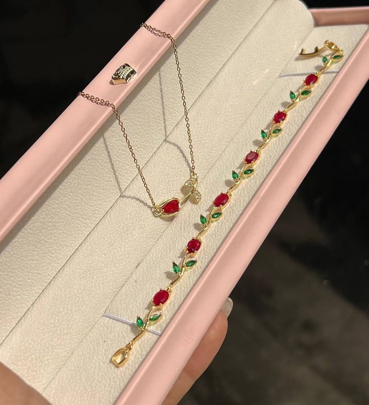 Rosé Royale Ultimate Hamper🌹